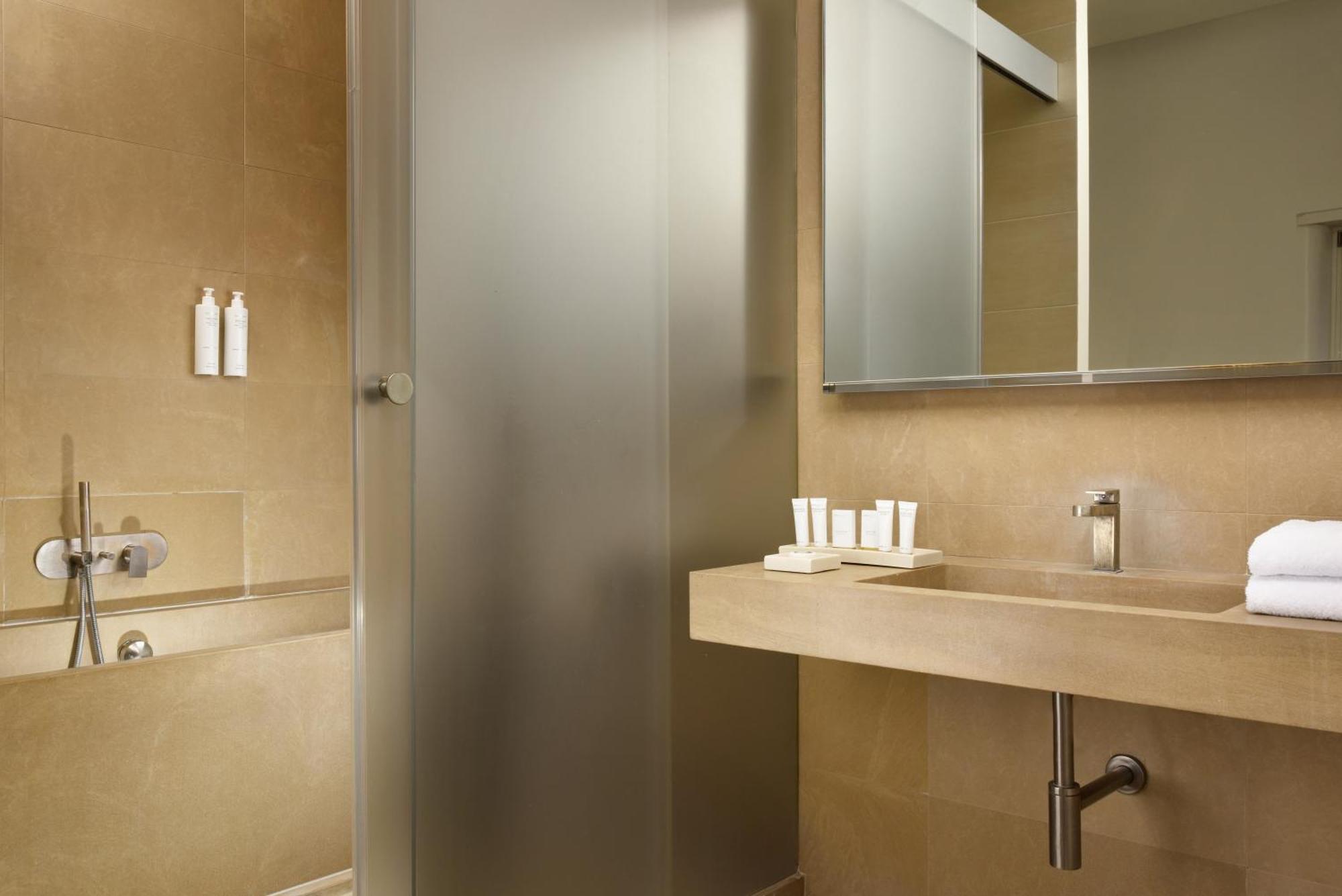 Palazzo Montemartini Rome, A Radisson Collection Hotel Camera foto Bathroom