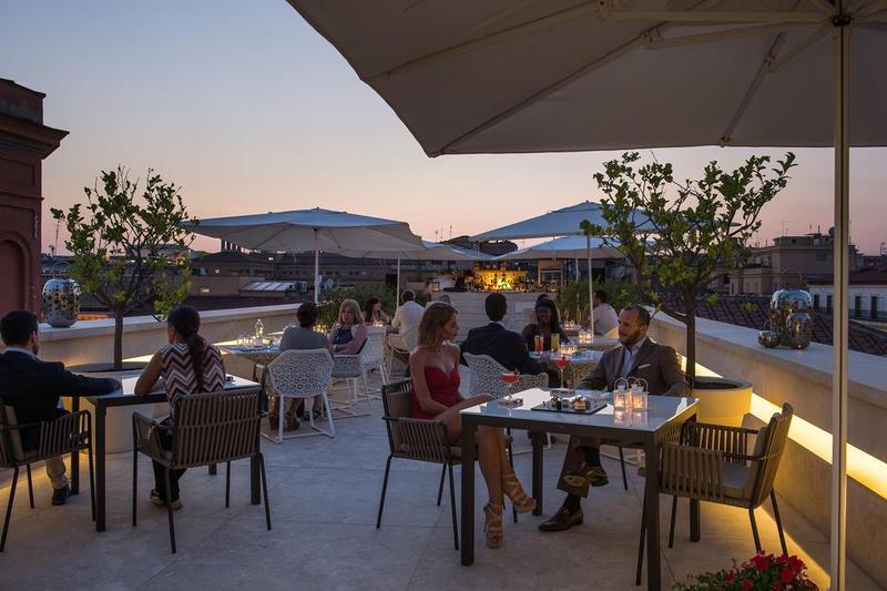 Palazzo Montemartini Rome, A Radisson Collection Hotel Esterno foto The Sky Bar